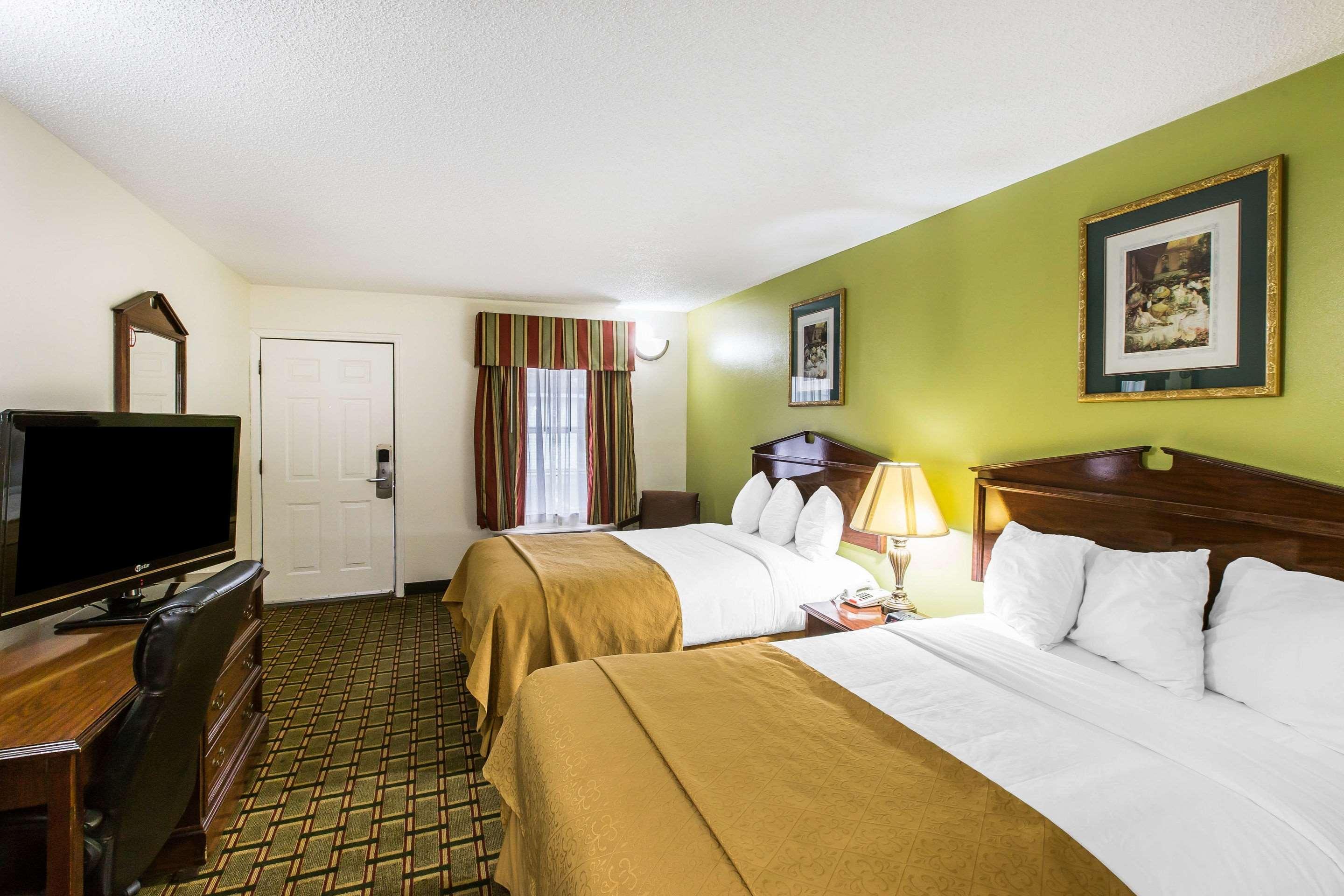 Quality Inn Eastman Extérieur photo