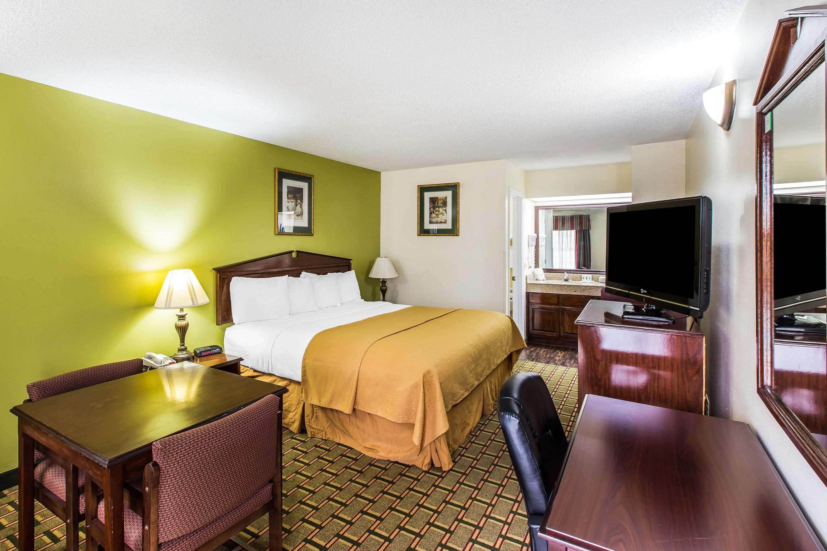Quality Inn Eastman Extérieur photo