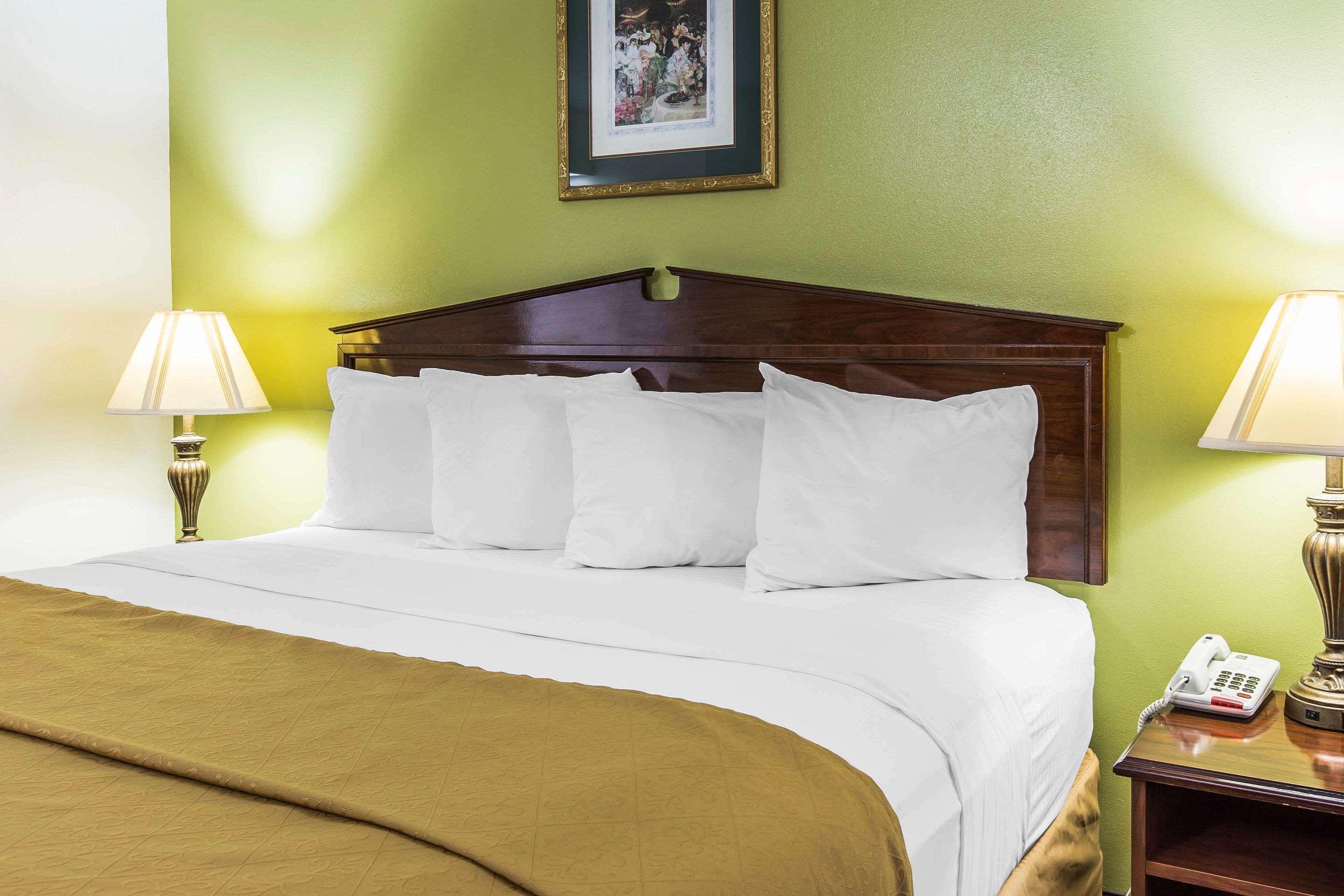 Quality Inn Eastman Extérieur photo