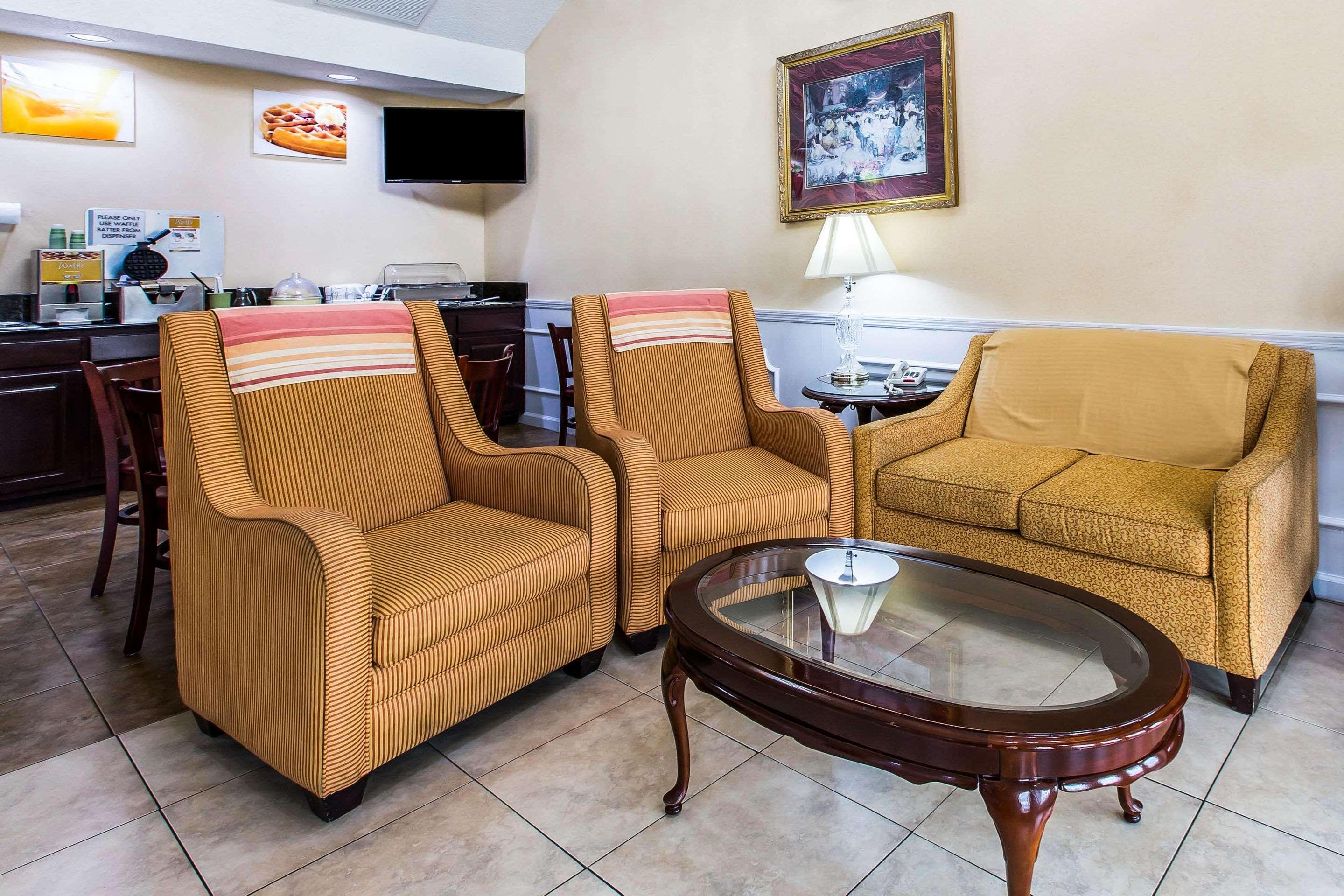 Quality Inn Eastman Extérieur photo