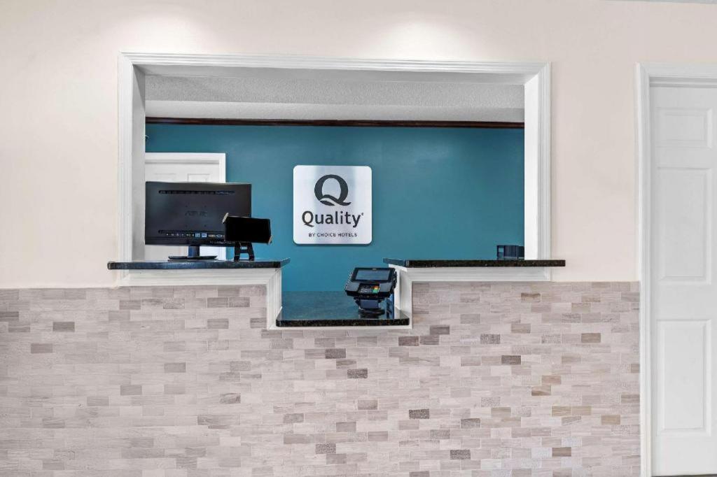Quality Inn Eastman Extérieur photo