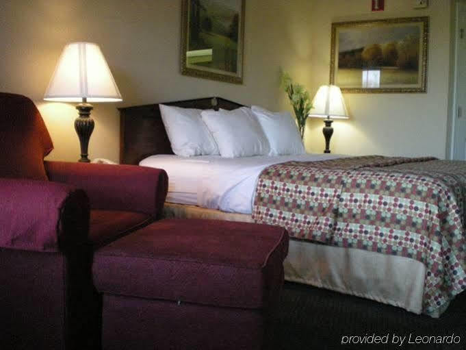 Quality Inn Eastman Extérieur photo